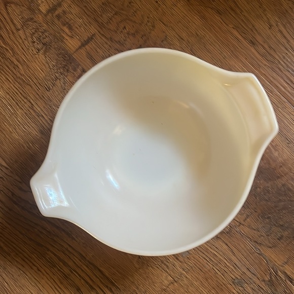 Yellow Pyrex Ovenware - Picture 2 of 4